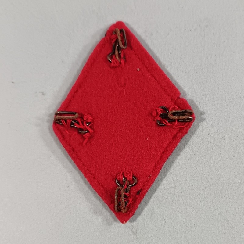 INSIGNES TISSU LOSANGE MODELE 1945 DU 2 ème REGIMENT DE SPAHIS MAROCAINS